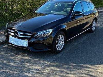 Gebraucht Mercedes C220 Avantgarde 170 PS (125 kW) 2014 Schwarz Limousine