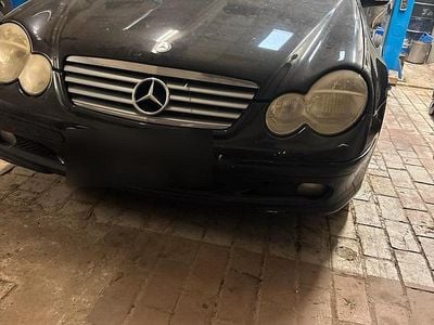 Usata Mercedes C180 143 CV (105 kW) 2003 Nero Coupé