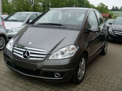 Gebraucht Mercedes A160 Avantgarde 95 PS (69 kW) 2010 Grau metallic Van / Kleinbus