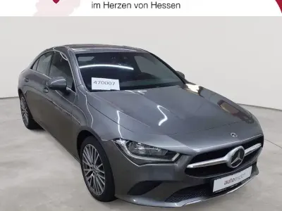 Gebraucht Mercedes CLA220 Progressive 190 PS (139 kW) 2023 Grau Coupé
