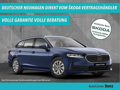 Nowe Skoda Superb Essence 150 KM (110 kW) 2025 Niebieski Kombi