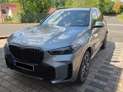 Gebraucht BMW X5 Performance 489 PS (359 kW) 2024 Grau SUV