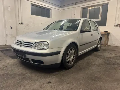 Brugt VW Golf IV 75 HK (55 kW) 1999 Sølv Hatchback
