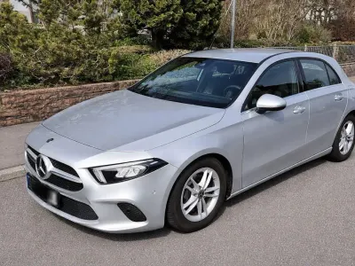 Brugt Mercedes A180 Business 116 HK (85 kW) 2019 Sølv Sedan