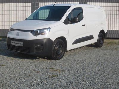 Gebraucht Fiat Doblò 102 PS (75 kW) 2023 Weiß Van / Kleinbus