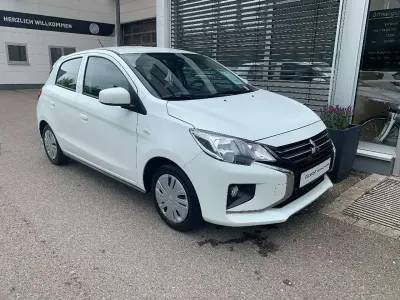 Gebraucht Mitsubishi Space Star Select 71 PS (52 kW) 2023 Islandweiß Kleinwagen