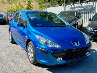 Gebraucht Peugeot 307 Premium 109 PS (80 kW) 2005 Blau Limousine