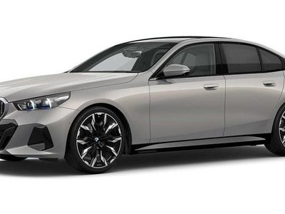Gebraucht BMW 540 Comfort Edition 303 PS (222 kW) 2025 Grau Limousine
