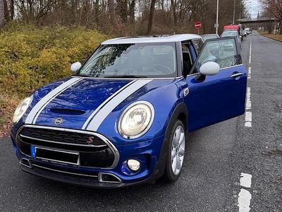 Blau Gebraucht 2018 Mini Clubman Kombi | 15.900 €