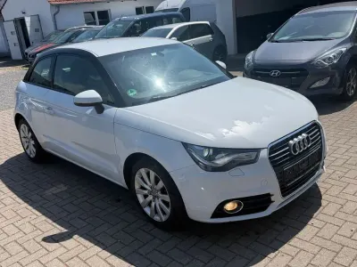 Gebraucht Audi A1 Ambition 90 PS (66 kW) 2013 Weiß Kleinwagen