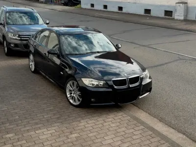 Gebraucht BMW 320 M Sport 163 PS (119 kW) 2007 Schwarz Limousine
