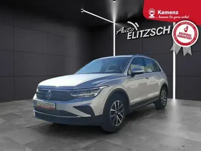 Gebraucht VW Tiguan Life 150 PS (110 kW) 2022 Silber SUV