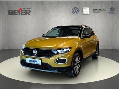 Second-hand VW T-Roc Active 150 CP (110 kW) 2021 Galben SUV