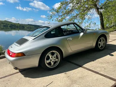Usata Porsche 911 Carrera 286 CV (210 kW) 1997 Argento Coupé