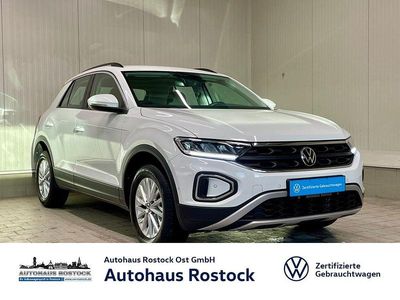 Second-hand VW T-Roc Life 150 CP (110 kW) 2025 Alb SUV