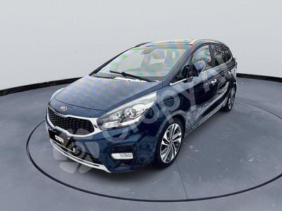 Blau Gebraucht 2018 Kia Carens Spirit Van / Kleinbus | 17.399 € (Teuer)