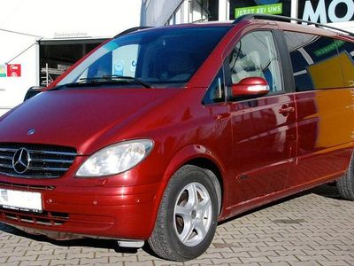 Rot Gebraucht 2007 Mercedes Viano Van / Kleinbus | 9.699 € (Teuer)