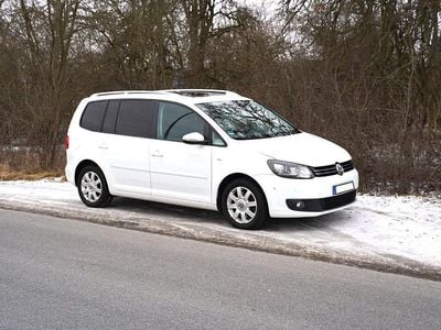 Weiß Gebraucht 2014 VW Touran Cup Van / Kleinbus | 10.950 € (Fairer Preis)