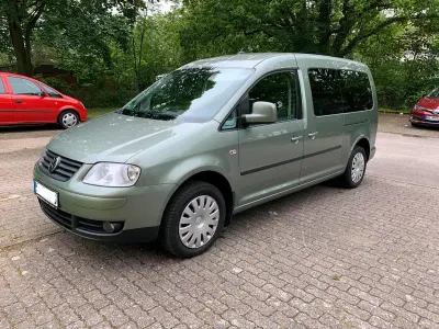 Occasion VW Caddy Maxi 105 ch (77 kW) 2010 Vert Monospace