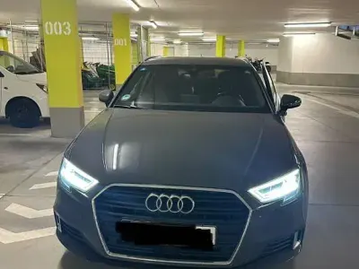 Gebraucht Audi A3 Sport 150 PS (110 kW) 2016 Grau Limousine