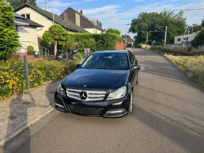 Gebraucht Mercedes C180 156 PS (114 kW) 2012 Schwarz Limousine