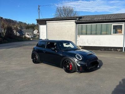 Gebraucht Mini John Cooper Works 231 PS (169 kW) 2022 Schwarz Kleinwagen