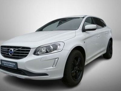 Weiß Gebraucht 2015 Volvo XC60 Business Edition SUV | 13.090 € (Etwas zu teuer)