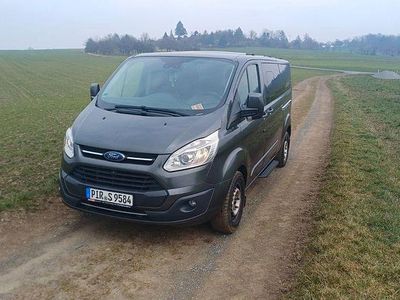 Gebraucht Ford Tourneo 129 PS (94 kW) 2017 Grau Van / Kleinbus