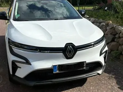 Gebraucht Renault Megane E-Tech Techno 96 kW (131 PS) 2022 Weiß Limousine