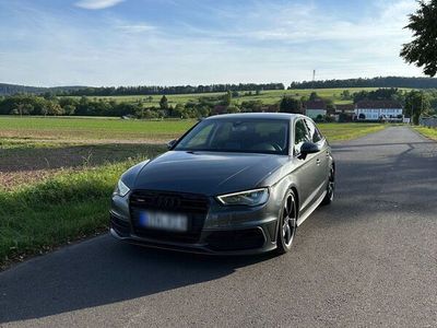 gebraucht Audi A3 Sportback 8V 2.0TDI Quattro Stronic Sline LED