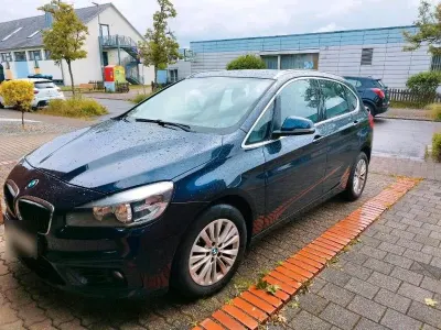 Gebraucht BMW 216 Active Tourer Advantage 116 PS (85 kW) 2017 Blau Van / Kleinbus