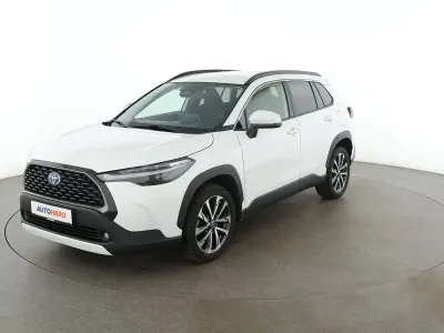 Gebraucht Toyota Corolla Cross Team 197 PS (144 kW) 2023 Weiß SUV