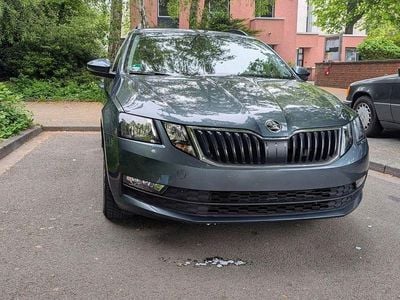 Usata Skoda Octavia Ambition 150 CV (110 kW) 2020 Grigio Berlina