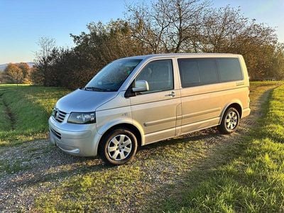 Begagnad VW T5 174 HK (127 kW) 2005 Silver Van