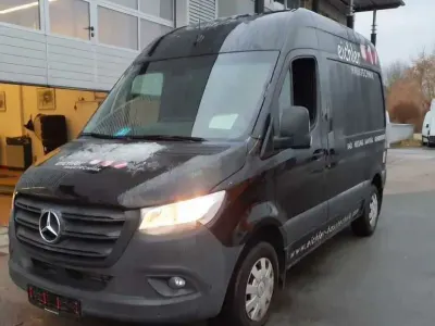 Gebraucht Mercedes Sprinter 114 PS (83 kW) 2020 Schwarz Van