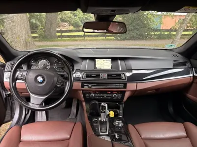 Gebraucht BMW 520 190 PS (139 kW) 2015 Grau Kombi