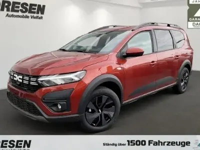 Nuova Dacia Jogger Expression 141 CV (103 kW) 2025 Marrone Monovolume