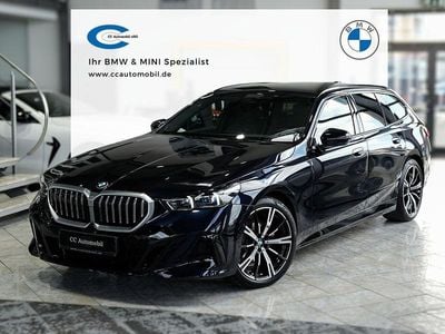 Gebraucht BMW 520 M Sport 197 PS (144 kW) 2025 Schwarz Kombi