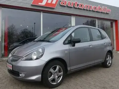 Usata Honda Jazz 77 CV (56 kW) 2008 Argento Utilitaria