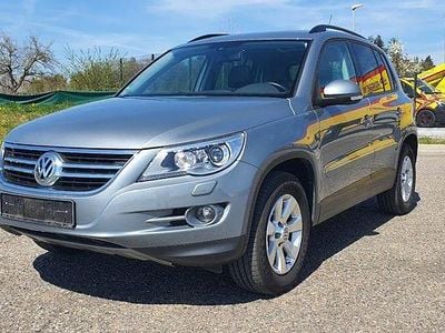 Gebraucht VW Tiguan 140 PS (102 kW) 2008 Grau SUV