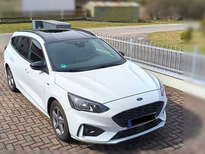 Gebraucht Ford Focus ST-Line 125 PS (91 kW) 2019 Weiß Kombi