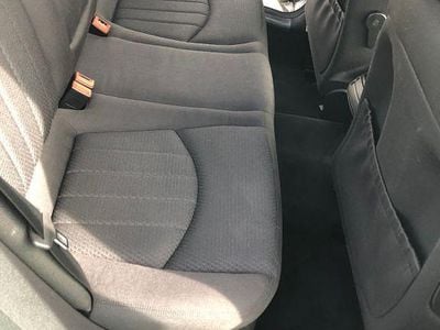 Gebraucht Mercedes E200 Elegance 184 PS (135 kW) 2008 Silber Limousine