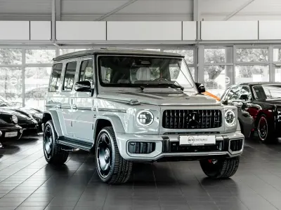Neu Mercedes G63 AMG AMG 585 PS (430 kW) 2026 Grau SUV