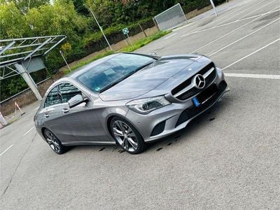 Mercedes CLA200