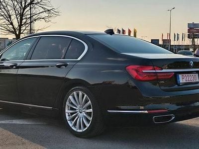 Gebraucht BMW 740L 326 PS (239 kW) 2018 Schwarz Limousine