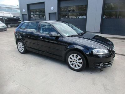 Używany Audi A3 Attraction 105 KM (77 kW) 2012 Czarny Hatchback