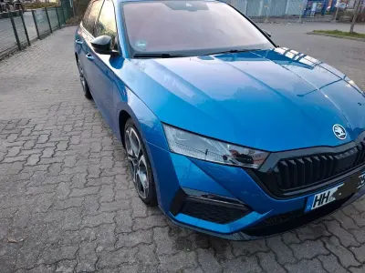 Gebraucht Skoda Octavia RS 245 PS (180 kW) 2024 Blau Kombi