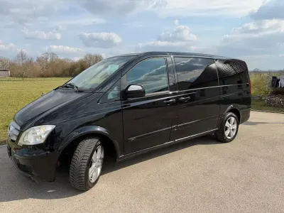 Używany Mercedes Viano Edition 224 KM (164 kW) 2011 Czarny Minivan