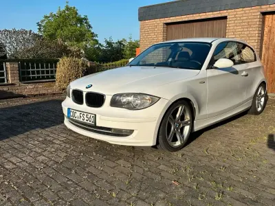 Gebraucht BMW 118 143 PS (105 kW) 2008 Weiß Kleinwagen