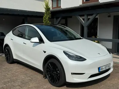 Gebraucht Tesla Model Y 378 kW (514 PS) 2024 Weiß SUV